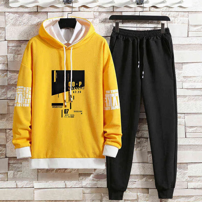 Men Outfit Set Autumn Winter Tracksuit Men's Printed Hoodie Sweatshirt and Sweatpants Mens Joggers Male Clothing 211220