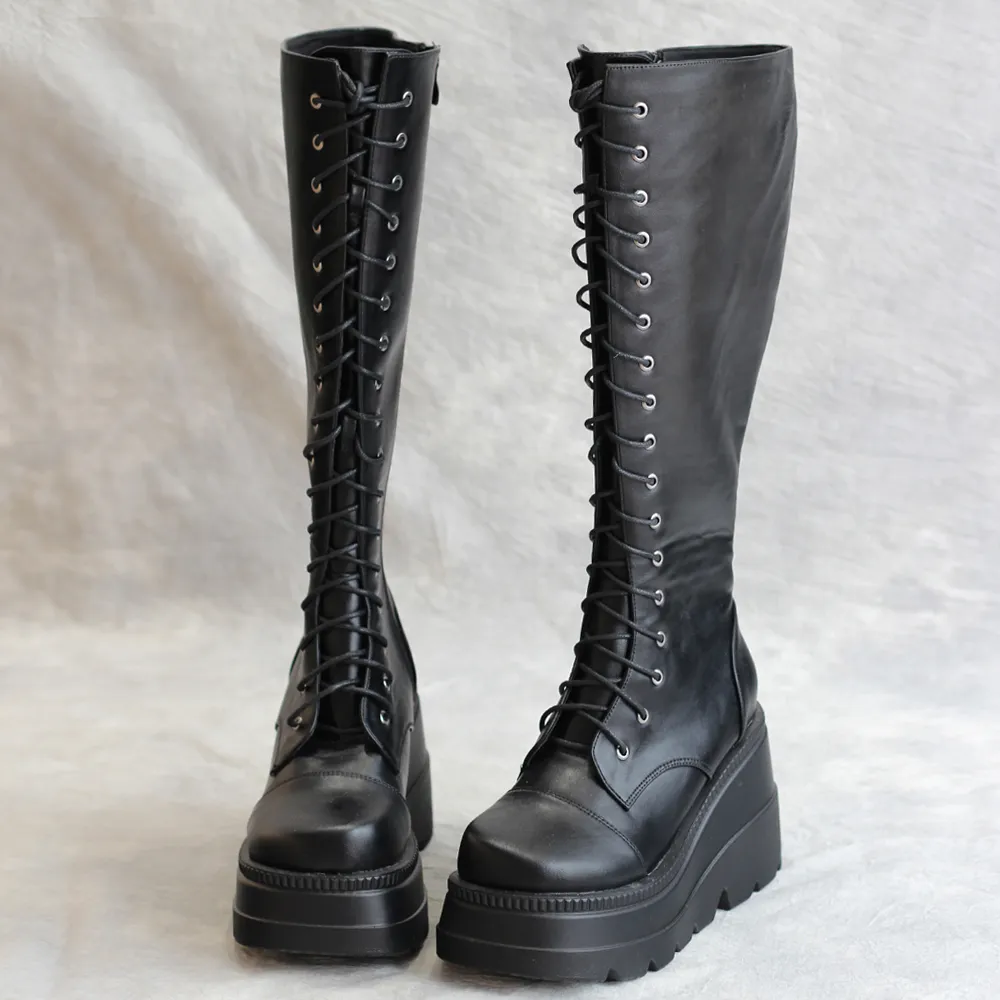 Stivali con plateau alti al ginocchio con tacco grosso stile punk gotico personalizzato 10 cm