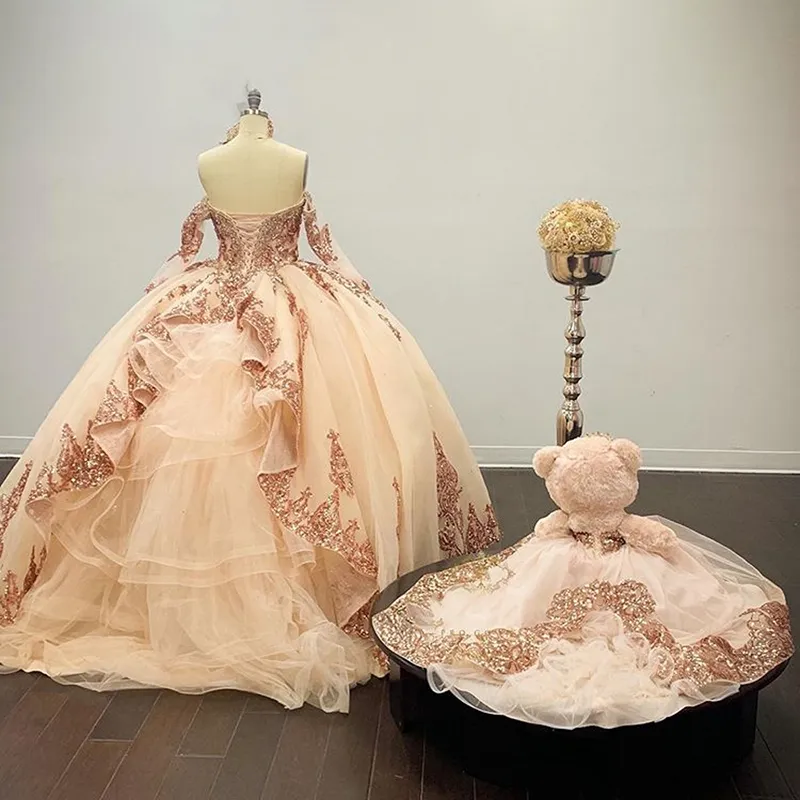 Rose Gold, błyszcząca suknia balowa sukienki Quinceanera Sukienki Odłączane rękawy Sweetheart Applique Sweet 16 Dress Party Wear 2698