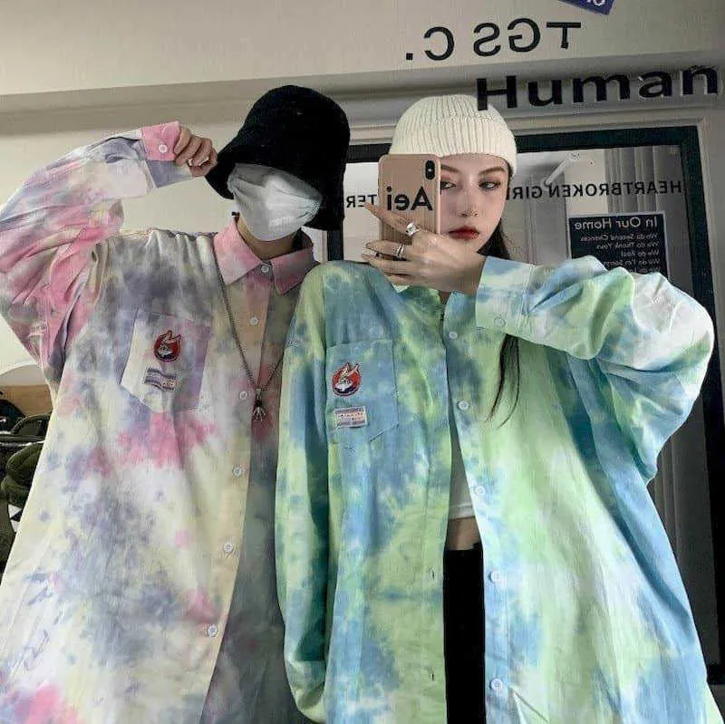 Camicie a maniche lunghe tie-dye da donna punk coreano sciolto bf wind wild camicia coppia versione grande viola chic top e 210526