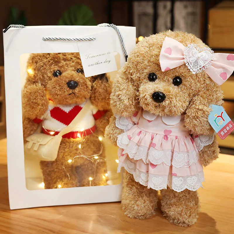 Bonito Teddy Dog Brinquedos de Pelúcia Recheado Vestido Animal Macio Lifelike Marrom Forma Bebê Aplique-se Bonecas Presente Para Crianças Aniversário Parminhas 210728