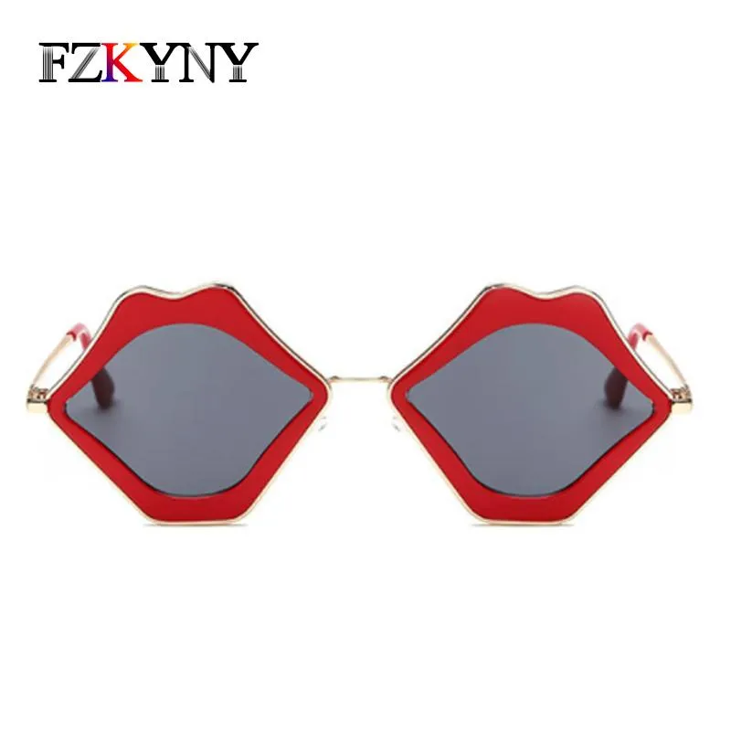 Gafas de sol FZKYNY Mujeres Encantadoras Labios Forma Señoras Elegante Diseñador de la marca Personalidad Sexo Rojo Gafas de sol Recubrimiento Espejo Eyewear307g
