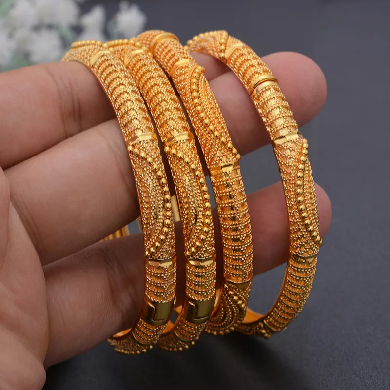 4 pçs conjunto 24k dubai cor de ouro africano nupcial casamento pulseiras para mulheres árabe saudita pulseiras jóias 220702260p