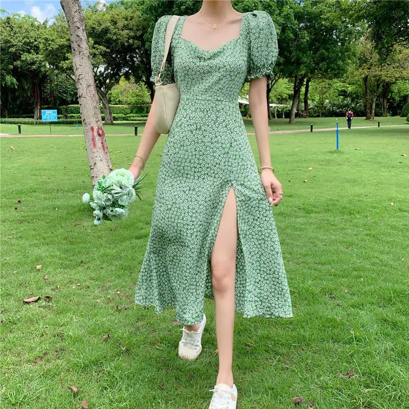 French Retro Square Collar Floral Dress Xia Xiu Slim Waist Split Mid-length Bubble Sleeve Fruit Green 210604