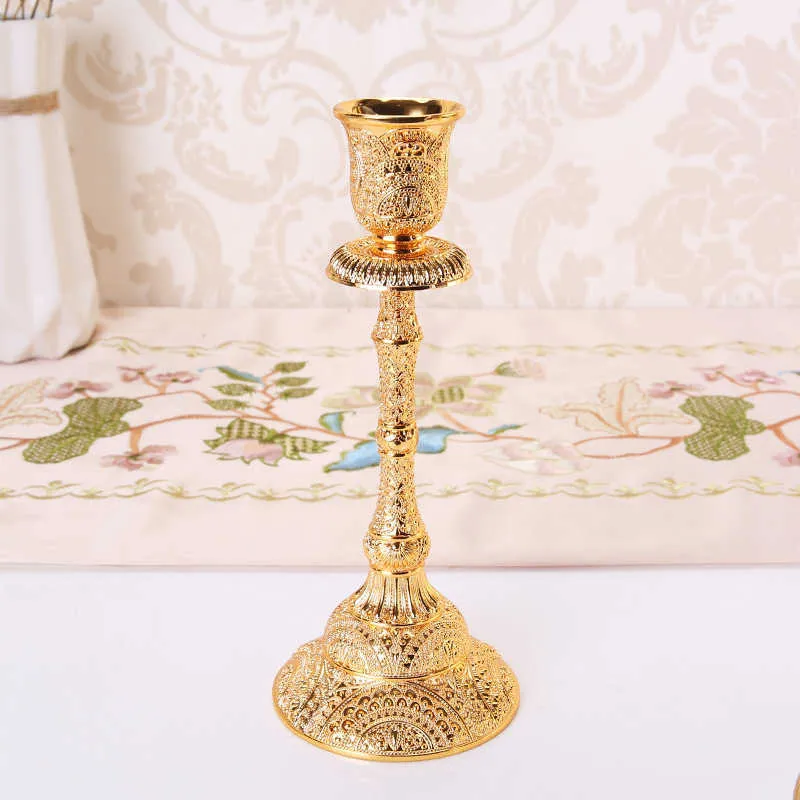 Imuwen Metal Candle Holders Hollow Design Candlestick Standop Stand Wedding Decoration Candelabra Home Table Decor 210722