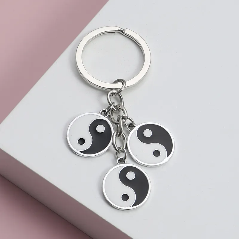 New Heart Shaped Keychain Yin And Yang Key Ring Taiji Gossip Key Chains For Women Men DIY Car Hanging Punk Jewelry Handmade Gift