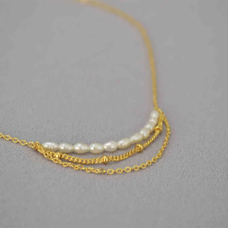 Ottone con collana di perle vere a strati in oro 18 carati Designer di gioielli da donna T Show Abito da passerella Raro INS Giappone