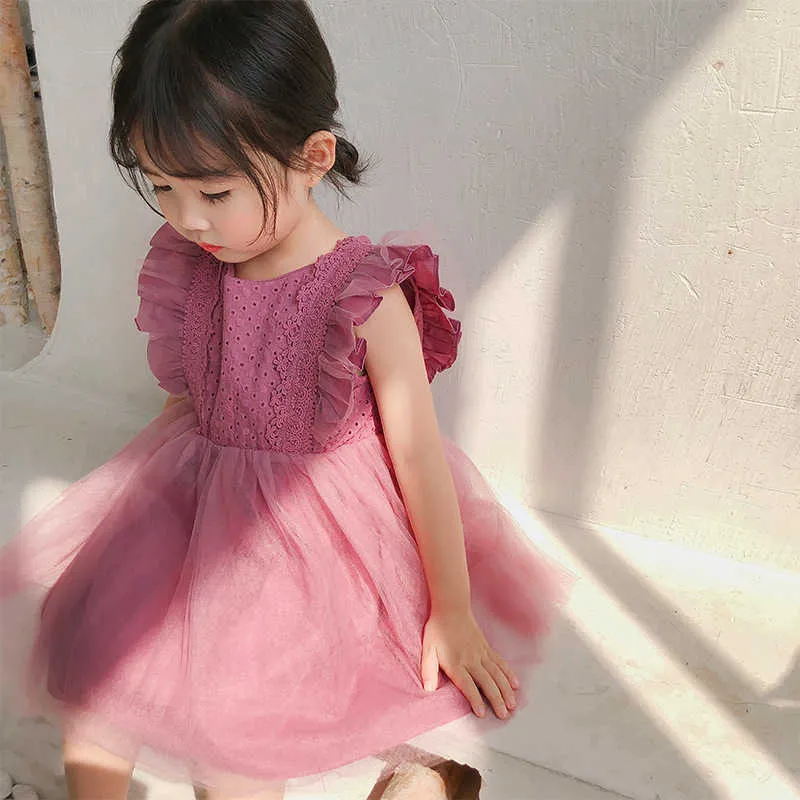 Letni Przyjazd Dzieci Odzież Bawełniana Solid Color All-Match Topy Cute Sweet Party Princess Lace Kamizelka Sukienka Dla Baby Girls 210625