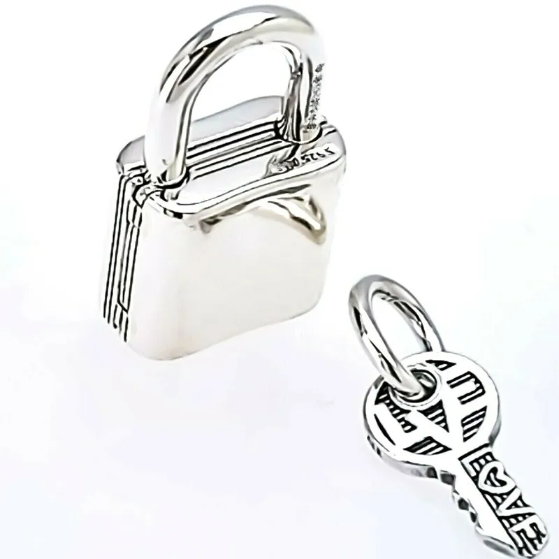 Kłódka i klucz Dangle Charm Silver Pandora Charms dla Bransoletki DIY Biżuteria Zestawy Luźne Koraliki Silver Hurtownie 790088C01