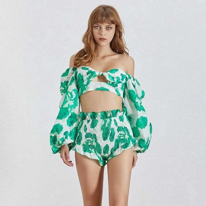 TWOTYLE Sexy Print Beach Women Suit Square Neck Lantern Sleeve Hollow Out Crop Tops High Waist Shorts Two Piece Set Female 210721