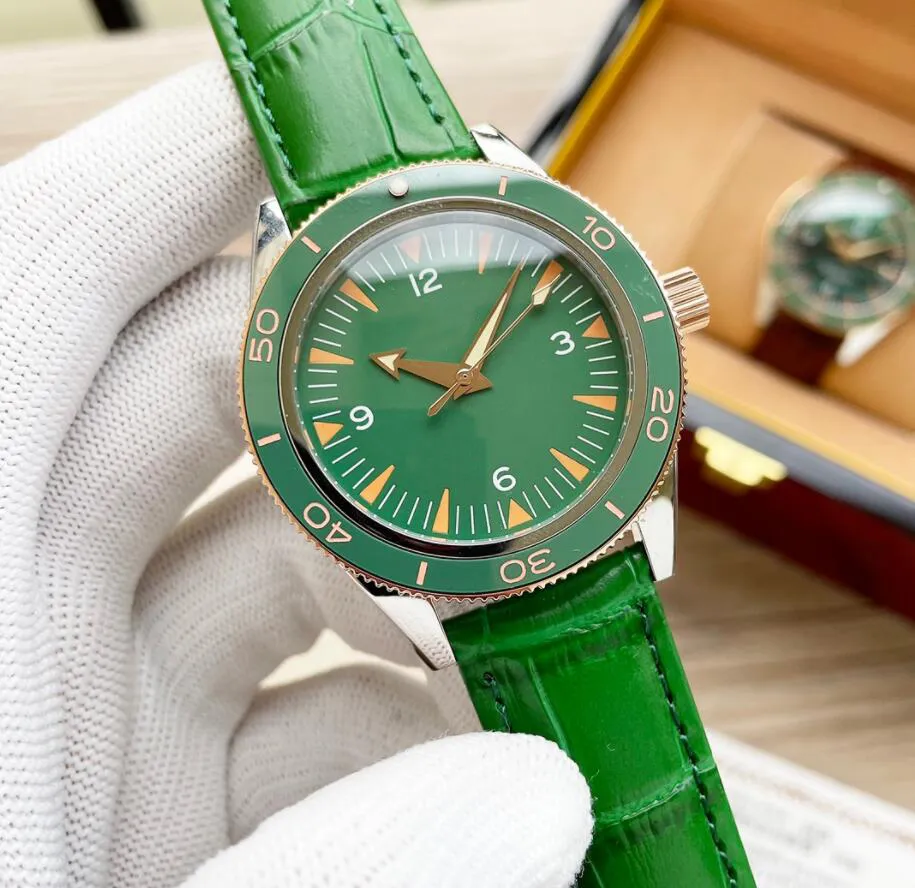 Women Women Women Designer Relógios com cartas de alta qualidade Mulheres assistir pulso redondo em aço inoxidável boutique Wristwatches 268s