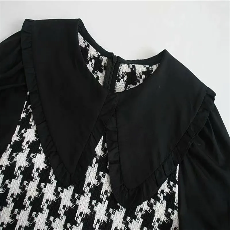 Za Women Patchwork Tweed Crop Blouse Female Long Puff Sleeve Peter Pan Collar Vintage Shirts Woman Ruffle Black Short Top 210308