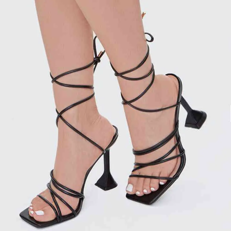 Sandales d'été femmes Nkle croix ceinture talons hauts chaussures mode couleur unie en cuir verre à vin sangle femme sandales 220121