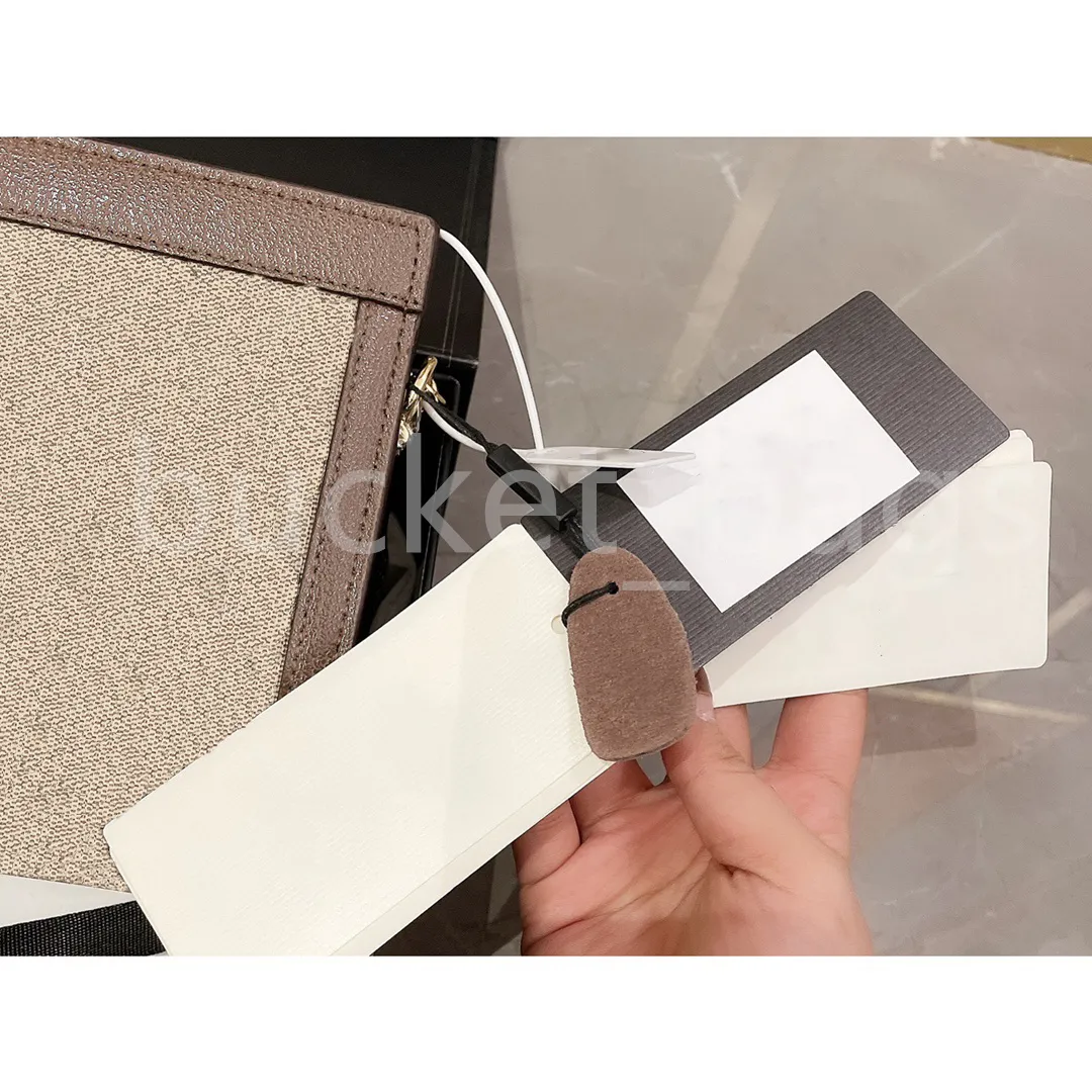 2021 SSS Luxe Designers Lady Riem Tote Brief Portemonnees Thread Rits Cover Coin Mode Quilting Clutch Bags Handtassen Interieur Compartiment Underarm Nylon Square