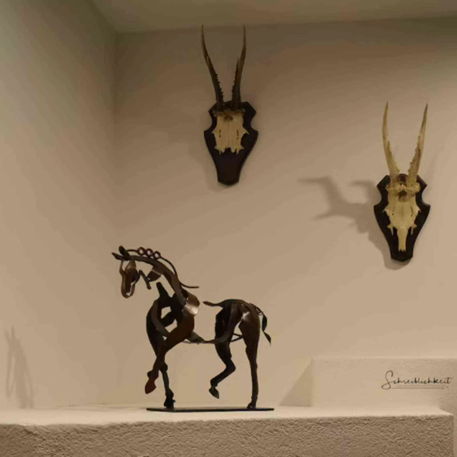 Décor à la maison en métal tridimensionnel ajouré Adonis-cheval Sculpture cheval Sculpture-adonis bureau ornements décoratifs 211101