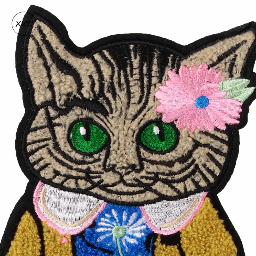 Big Size Handdoek Borduurwerk Cartoon Kat Hoofd Chenille Badge Custom Naaien op Patch Super Menselijk Body Patchwork Sticker Applicaties voor Kledingzakken