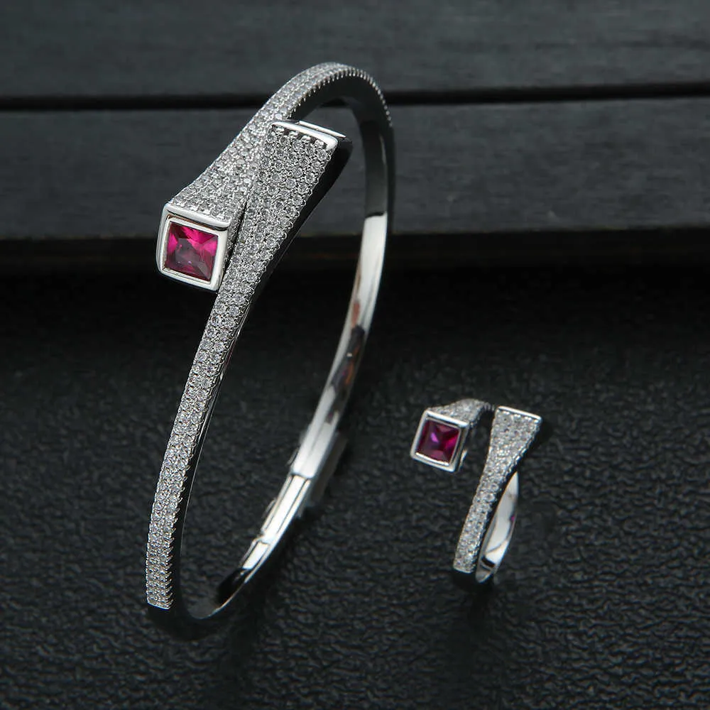 Luxe beroemde merk 2 stks Bangle Ring Set Dubai Bridal Sieraden Sets voor Dames Bruiloft Zirkoon Brincos Para als mulheerfg10377 H1022