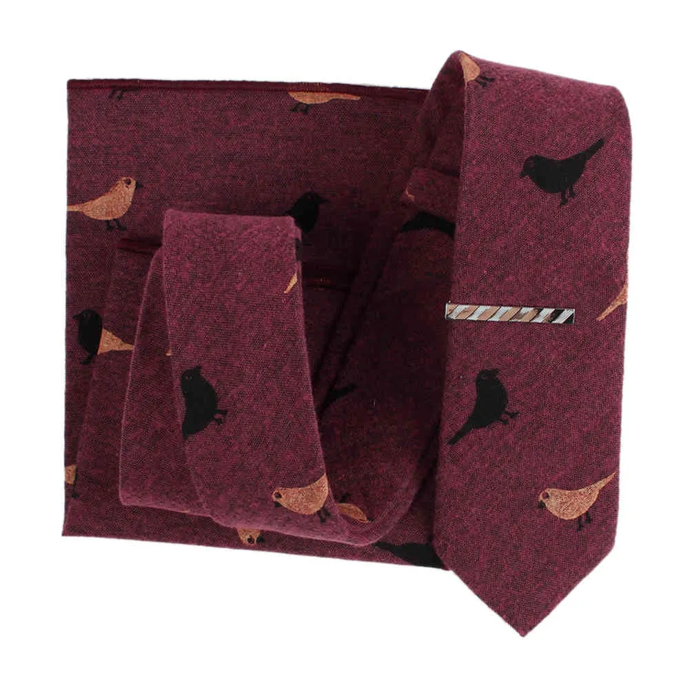 1 zestaw mody dorywczo chusteczki zestaw mężczyzn dzienny akcesoria ptak pióro design tie klip klasyczny styl prezent dla chłopca