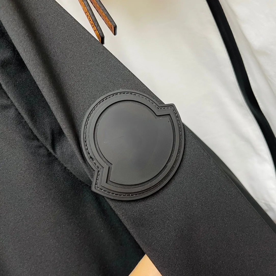 Heren Designer Jackets Black Letter Logo Drukvolgen Coat Fashion Outdoor Wind Breaker Warm Lagen Top Kwaliteit Out meter meter
