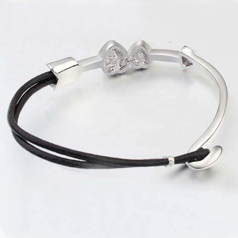 11.11 Nouveaux bracelets de manchette pour femme pour fille Fête de mariage Mode Coeur Design Bracelet Bracelet Fabriqué avec Autriche Cristal Meilleur cadeau Q0717