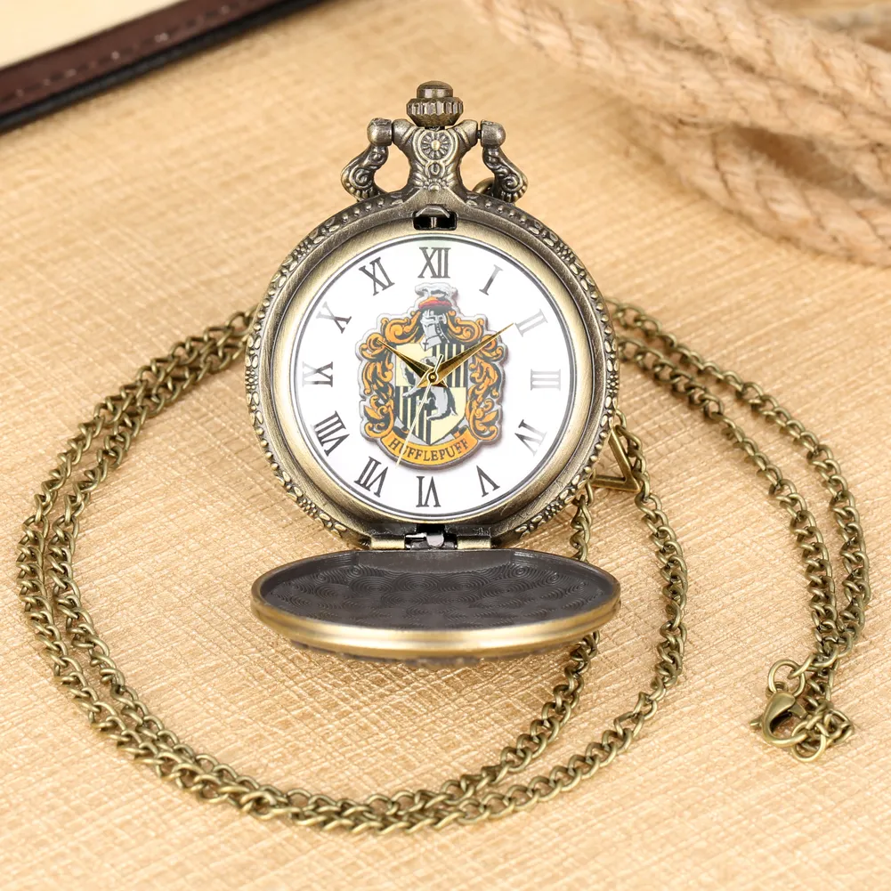 Extension de film populaire Quartz Pocket Watches LETTRE POUGOBLE LETTRE LETTRAVE Collier bronze Gravé Collier Vintage Montres Vintage Accessoire5222199