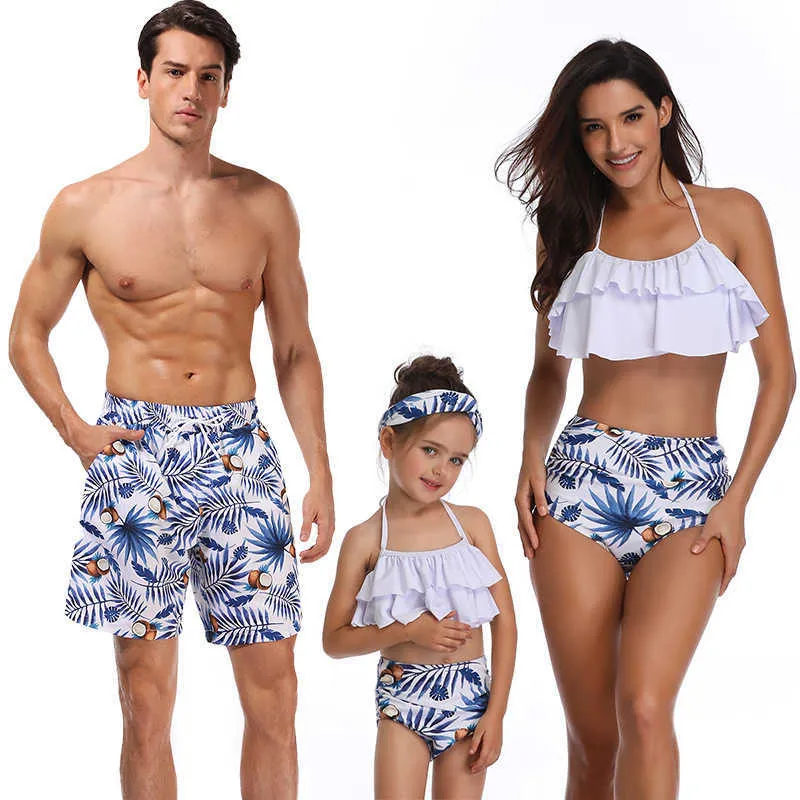 Summer Family Matching Outfits Swimwear Mother Daughter Kids Swimsuit Bikini Bathing Suit Father Son Shorts Swimwear Clothes (5)