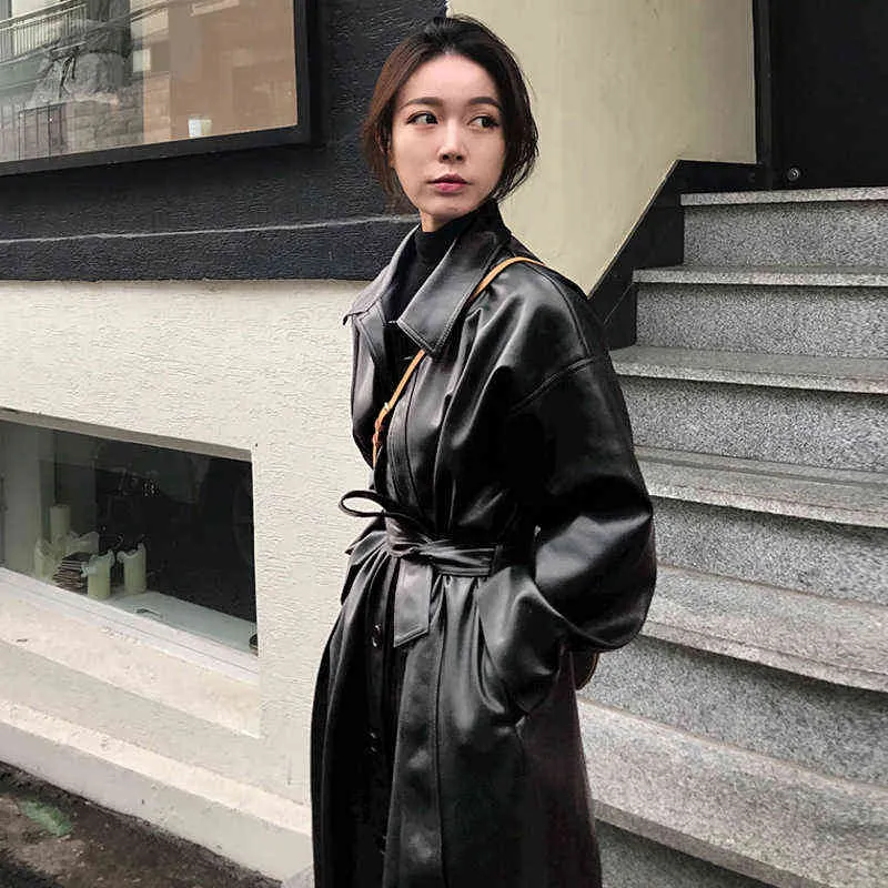 Autumn Long Women Pu Leather Jackets Turn Down Collar Female Faux Leather Trench Coats with Pockets Single Breasted Belt Jackets 211110