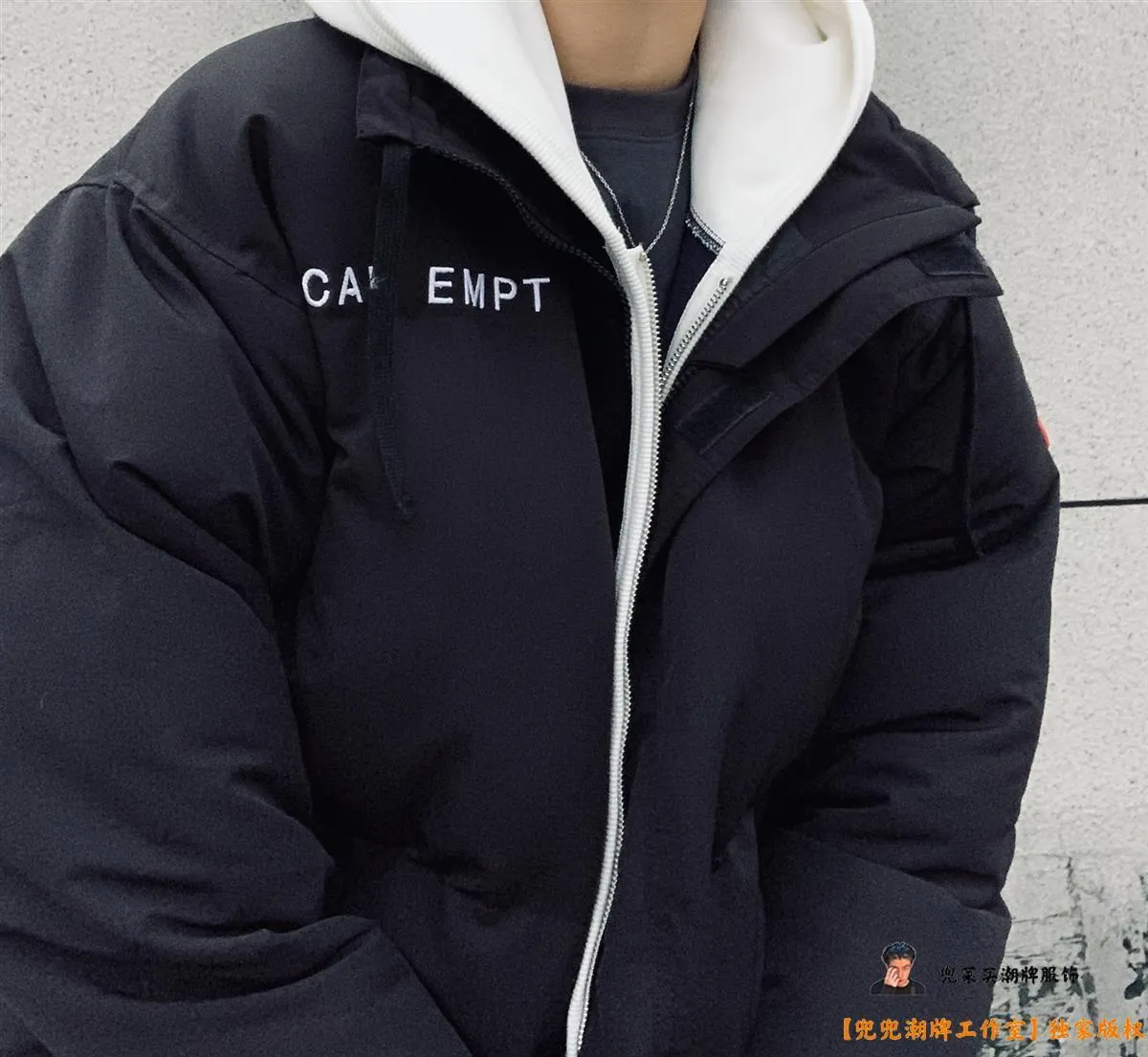 Mens och Women Jacket Cavempt Down Padded Retro Life Casual Loosed Padded Stand Collar Parkas