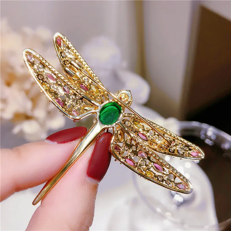 För kvinnor lyxig färgglada dragonfly retro stil tröja cardigan klipp kedja broscher fina smycken droppe