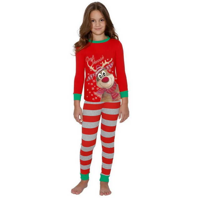 2021 Christmas Santa Claus Famille Matching Pyjamas Adulte Kid Pyjamas Set Baby Baber Mignon Santa Deer Penguin Noël Family Tenues H6692237