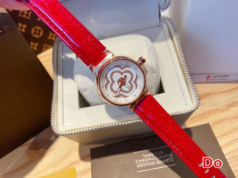 Brand Watches Women Lady Girl Crystal Flower Style Leather Strap Quartz Luxury Wrist Watch L43296Z