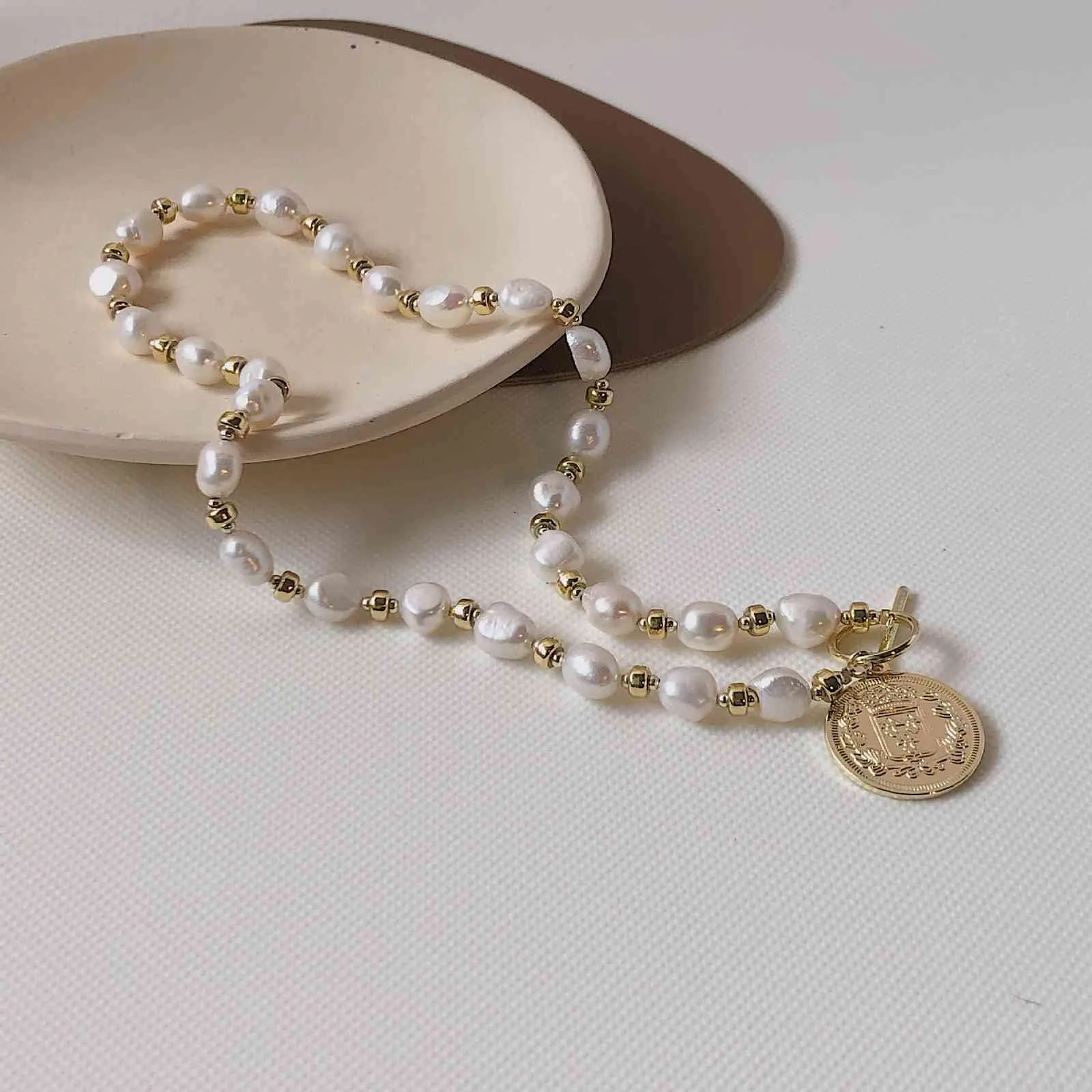 24K guldpläterad myntpärla naturlig färskvatten barock pärlhalsväg för kvinnor pendlar växla chian 45cm tjej smycken gåva