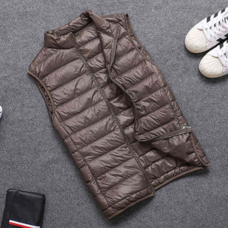 Men Down Vests Autumn Boys Down Vest Light Down Jackets Men Warm Outerwear M L XL XXL 3XL 4XL 211110