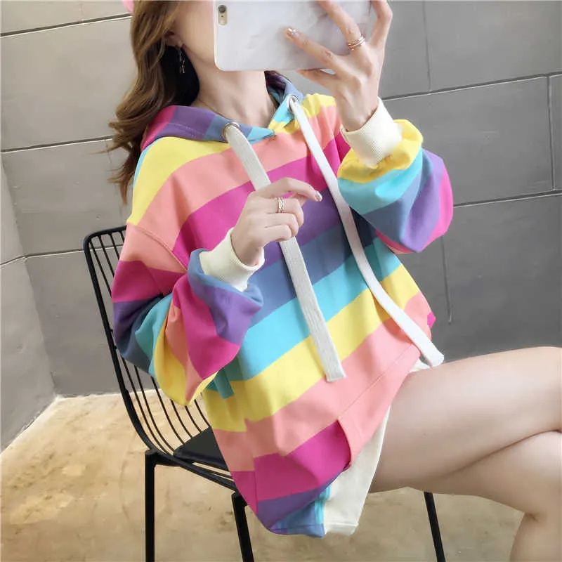 Casual Rainbow Stripe Sweats Sweatshirt Femmes Sweat-shirt Automne Pulls Loisirs Sweet Girls Mode à capuche à capuche à manches longues 210526