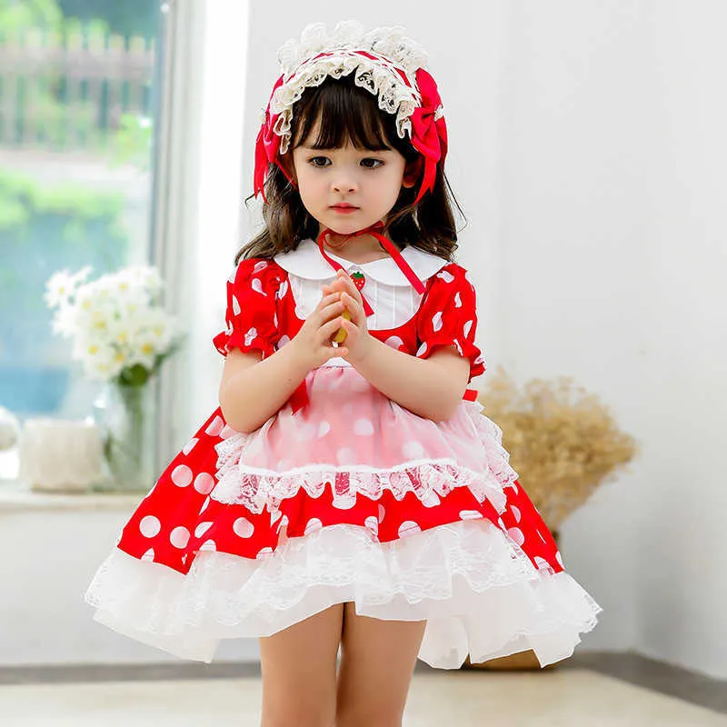 Enfants Boutique Robes espagnoles pour bébés filles Turquie Vintage Style Fraise Dot Robe Infantile Anniversaire Robe de Bal 210615