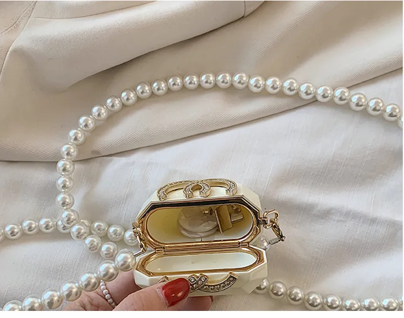 Damen-Umhängetaschen mit Klappe und Perlenkette, Diamant-Acryl-Material, Y2K-Headset-Tasche, Damendekorationen 2021