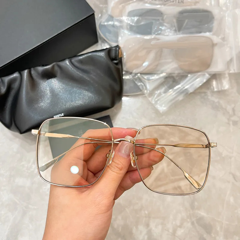 2021 Luxury Brand Gentle Occhiali da sole Design DIANE Occhiali da sole quadrati in titanio Donna Uomo Vintage Lady Optical Glassese UV400