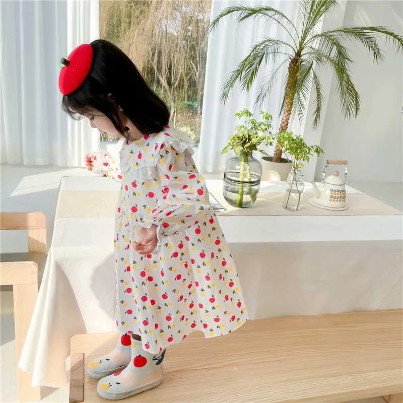 Groothandel Koreaanse stijl lente meisjes jurk apple kant kraag bladerdeeg mouwen prinses jurken kinderkleding E3028 210610