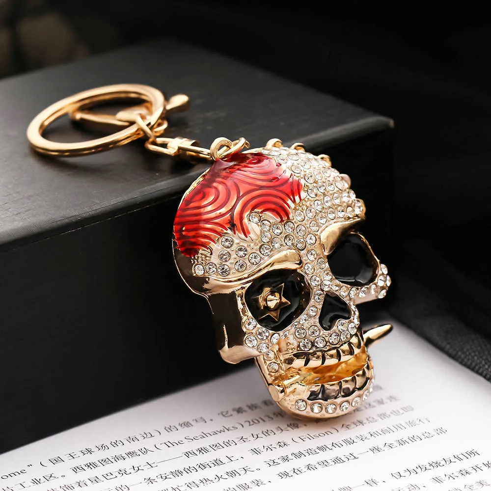 Nouveau porte-clés créatif strass métal crâne Hip-hop Style bibelots pendentif pour sac à dos décoration voiture porte-clés cadeau de vacances G1019