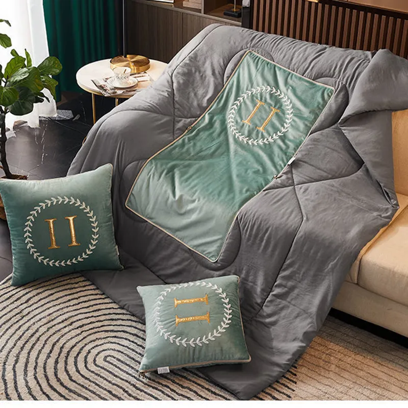 Couvertures de lettres de mode Designer de coussin de luxe décorer le bolster luxurys concepteurs coussin coussinet oreiller des dépenses de décoration intérieure quatre2222384