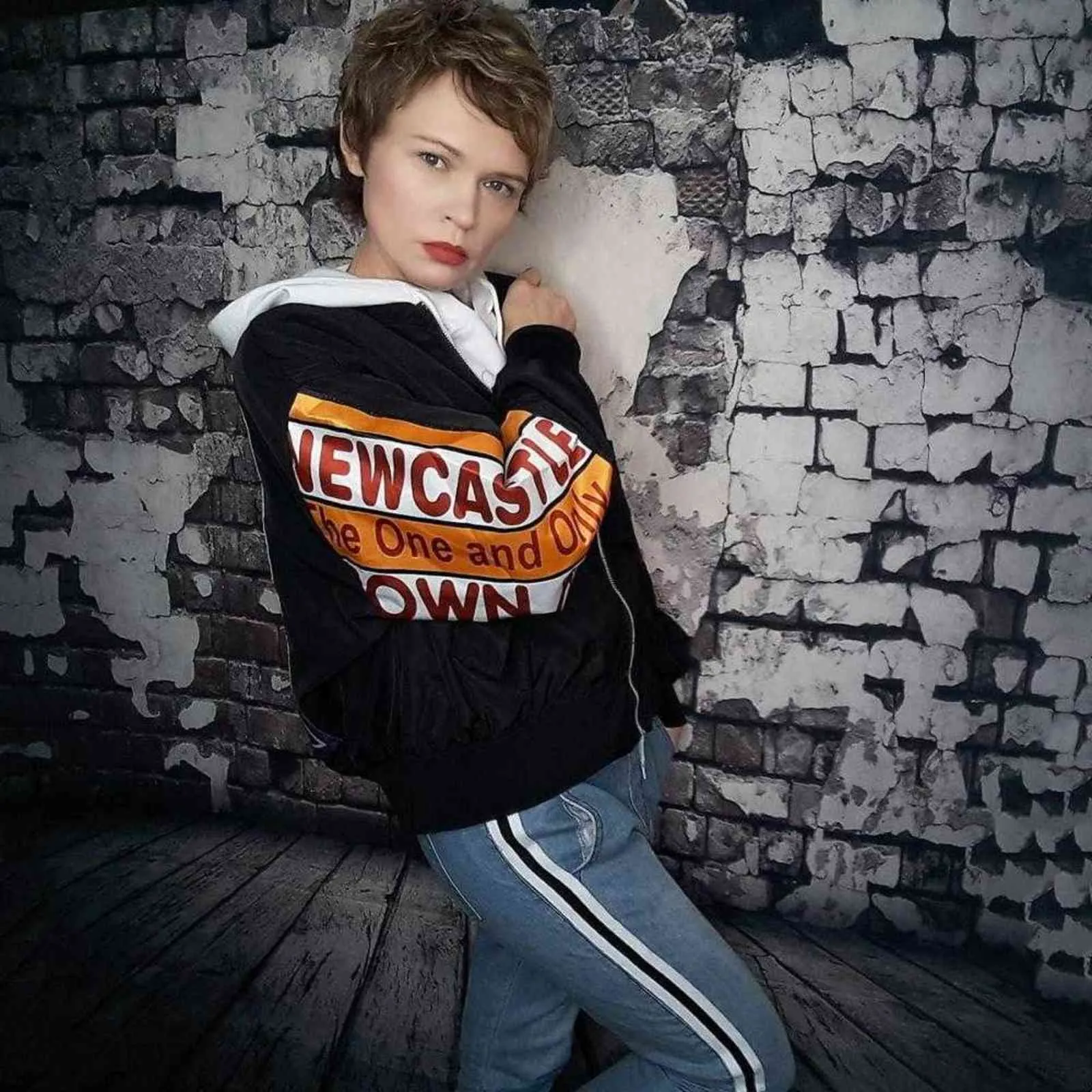 Frühlingsjacke Frauen Windjacke Mantel Patch Designs Harajuku Lose Bomber Streetwear Casual Basic Mantel Übergröße Kurze Jacke 211109