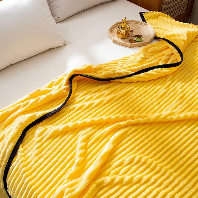 Marca fábrica lance cobertor para sofá sólido cor amarelo macio macio flannel cobertor na cama espessura lance cobertor 210316