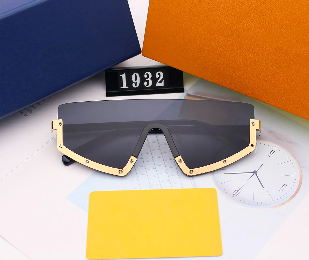 Fashion Sunglasses Are Irregular In Personality Cycling glasse Europe and America