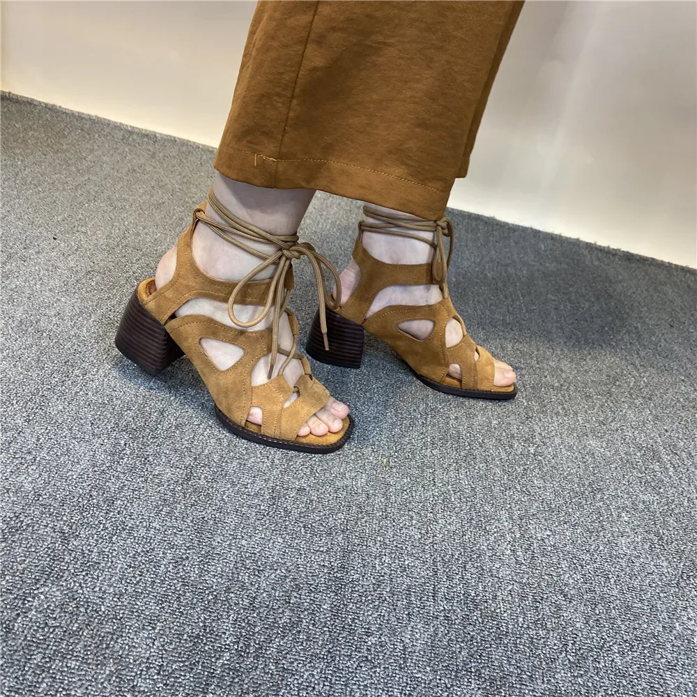 Nouvelle mode croix sangle chaussures romaines femme sandales en cuir véritable carré talons hauts Sexy Peep Toe robe de soirée décontracté bottines