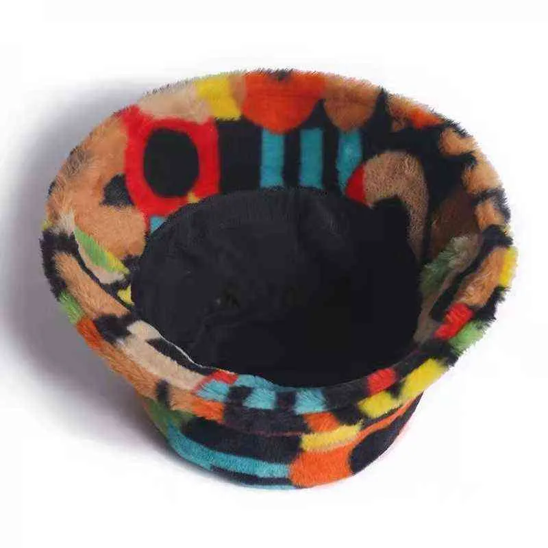 Harajuku kapelusz typu Bucket Graffiti list drukuj Faux futro grube ciepłe czapki zimowe dla kobiet Lady Bob Panama odkryty pluszowy rybak kapelusze Y220301