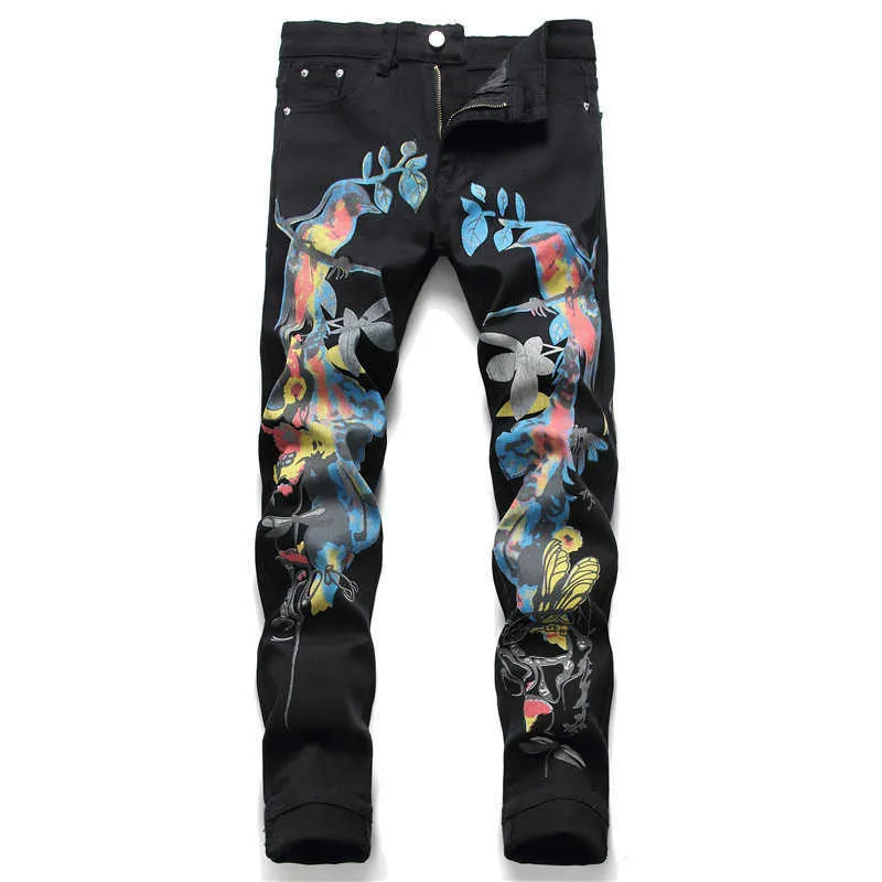 2021 Fashion New Men's Male Letters Flame Printed Jeans Slim Straight Skull Graffiti Colored Painted Stretch Pants X0621272o