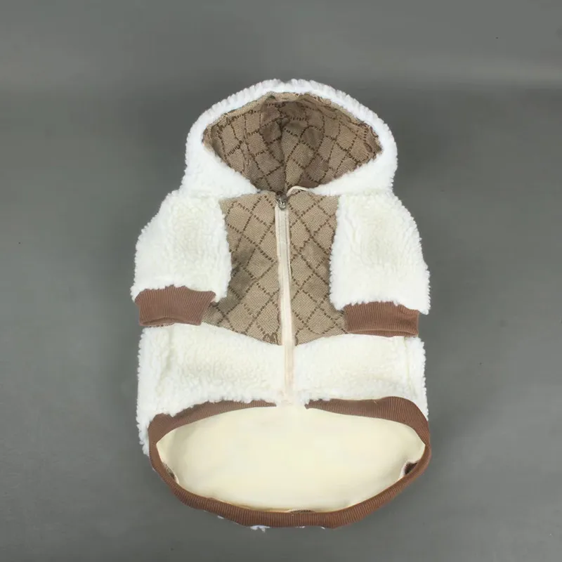 冬のドッグコート猫のセーターベストセータールクスゥリーズデザイナー布ペット用品子犬の編み物スウェットシャツgレターコート9048965