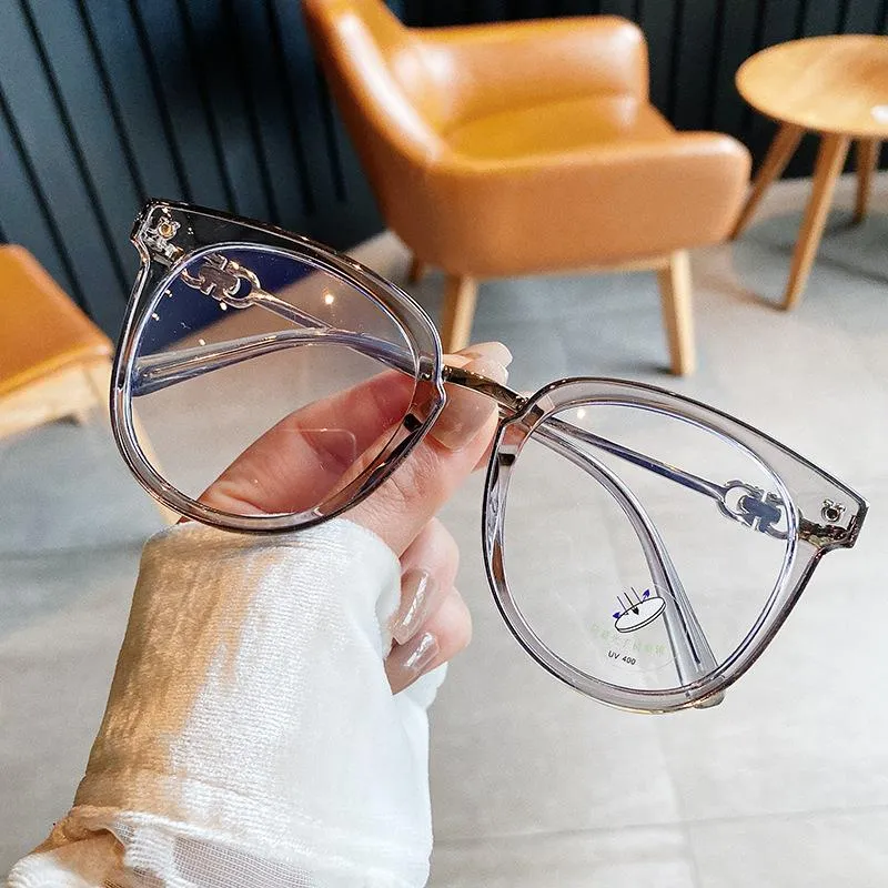 For Women Elegant White Oversized Round Glasses Frame Fashion Large Clear Lens Presbyopia Eyeglasses TR90 Blue Light Glasses252y