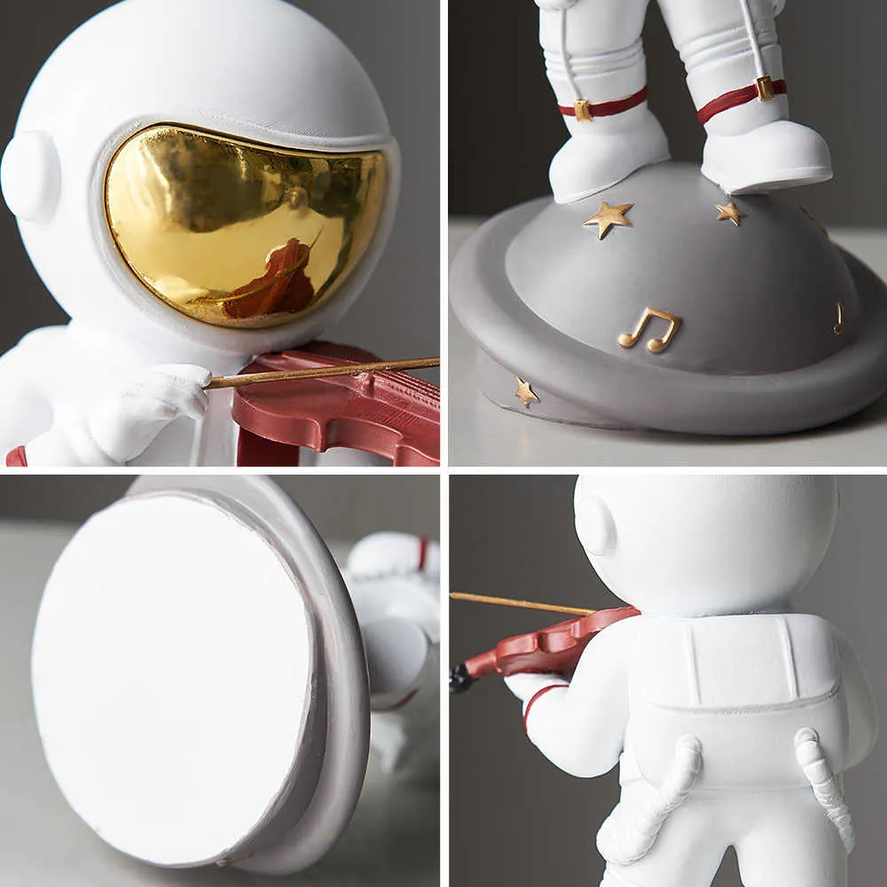 Mini Garden Accessories Decoration For Home Character Resin Halloween Astronaut Figurines Living Room Space Man Christmas Decor 21199S