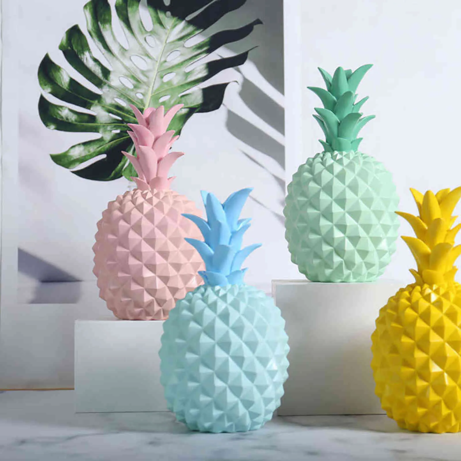 Europäische Harz Ananas Home kreative moderne einfache Ornamente rosa blau weiß Handwerk Desktop-Dekoration 211101